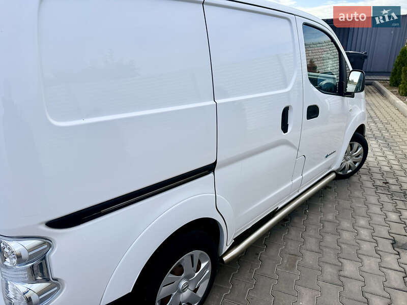 Вантажний фургон Nissan e-NV200 2015 в Дніпрі фото 18 Вантажний фургон Nissan e-NV200 2015 в Дніпрі