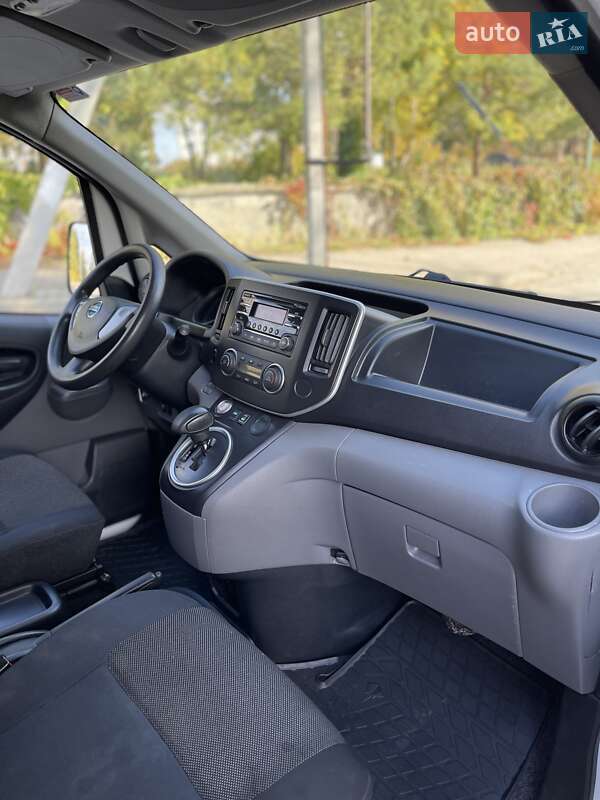 Грузовой фургон Nissan e-NV200 2019 в Хмельницком