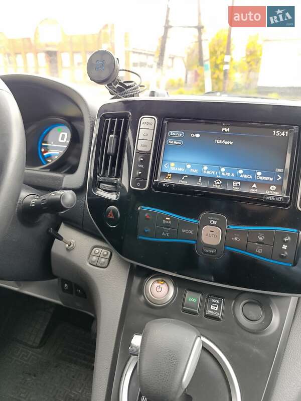 Мінівен Nissan e-NV200 2018 в Семенівці