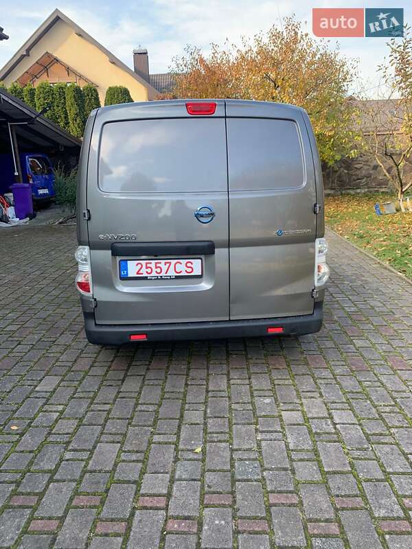Мікроавтобус вантажний (до 3,5т) Nissan e-NV200 2019 в Івано-Франківську