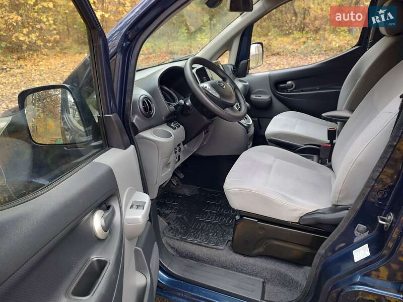 Мінівен Nissan e-NV200 2015 в Бердичеві фото 2 Мінівен Nissan e-NV200 2015 в Бердичеві