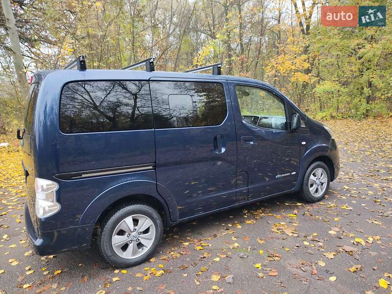 Мінівен Nissan e-NV200 2015 в Бердичеві фото 10 Мінівен Nissan e-NV200 2015 в Бердичеві