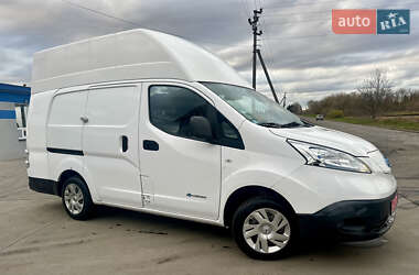 Грузовой фургон Nissan e-NV200 2018 в Городенке