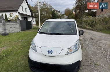 Минивэн Nissan e-NV200 2015 в Ровно