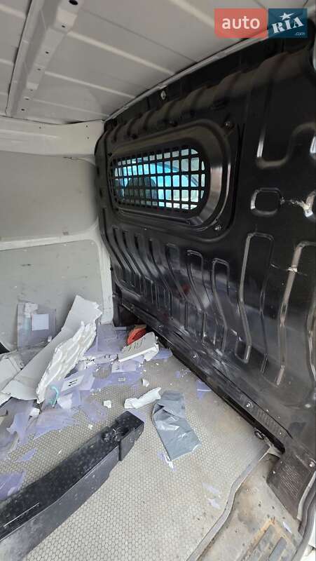 Грузовой фургон Nissan e-NV200 2016 в Львове фото 11 Грузовой фургон Nissan e-NV200 2016 в Львове