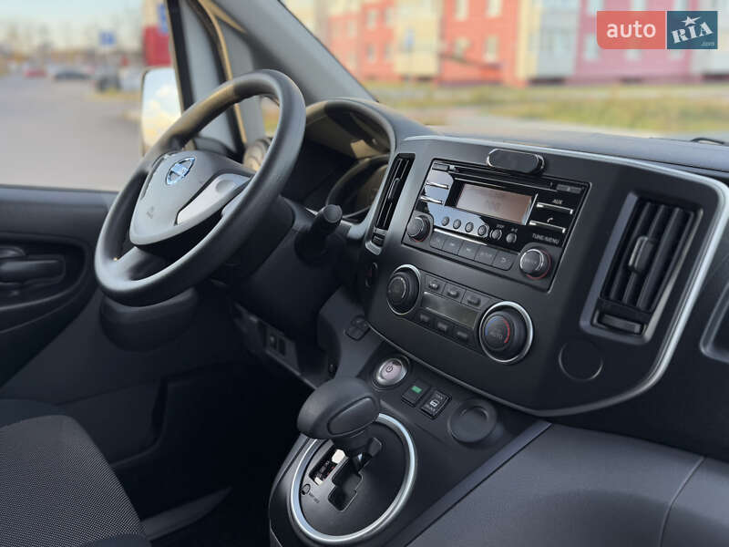 Вантажний фургон Nissan e-NV200 2020 в Вінниці