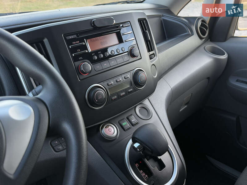 Вантажний фургон Nissan e-NV200 2020 в Вінниці