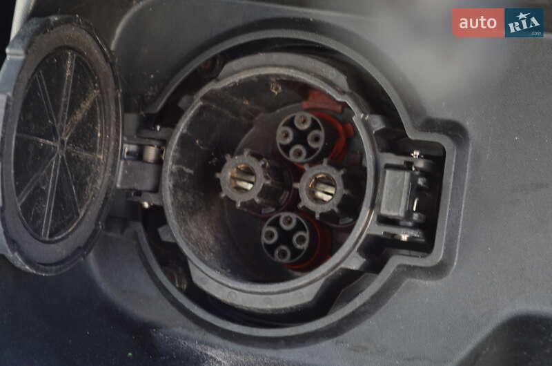 Грузовой фургон Nissan e-NV200 2018 в Львове