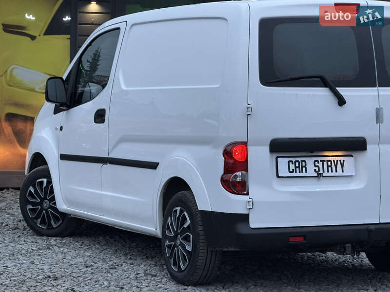 Вантажний фургон Nissan e-NV200 2019 в Стрию
