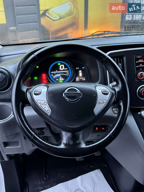 Вантажний фургон Nissan e-NV200 2019 в Стрию