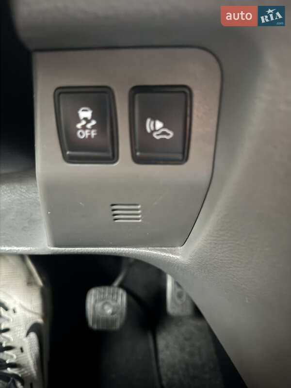 Грузопассажирский фургон Nissan e-NV200 2019 в Киеве