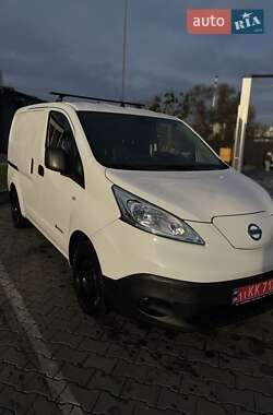 Минивэн Nissan e-NV200 2015 в Киеве