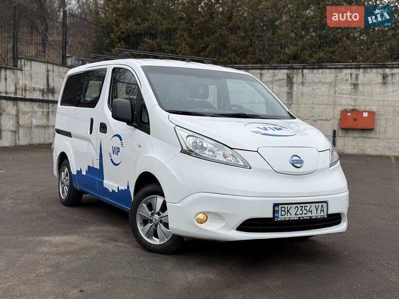 Минивэн Nissan e-NV200 2020 в Ровно
