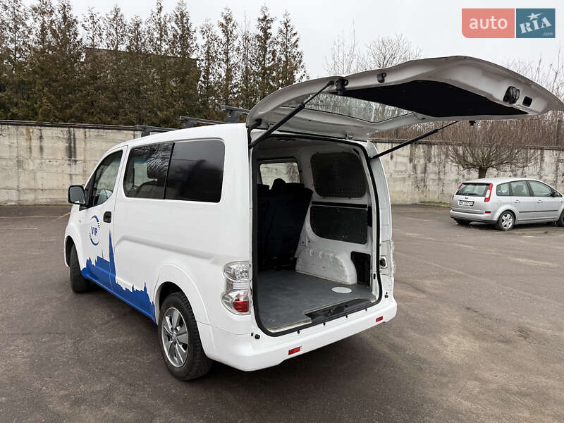 Минивэн Nissan e-NV200 2020 в Ровно