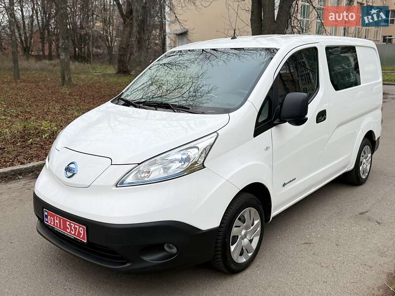 Nissan e-NV200 2020