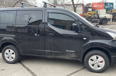 Минивэн Nissan e-NV200 2014 в Киеве