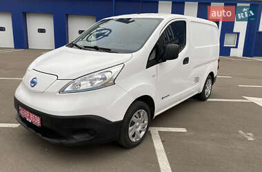 Грузовой фургон Nissan e-NV200 2018 в Киеве