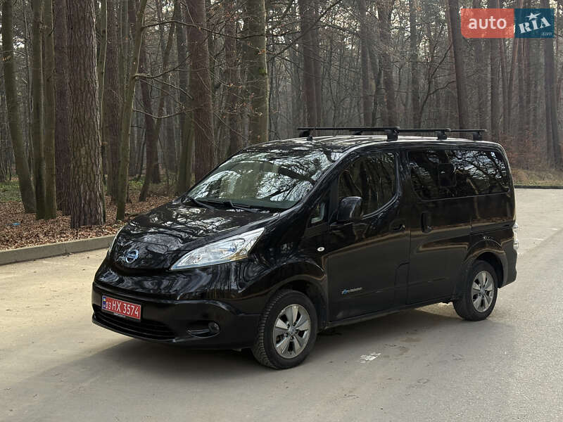 Мінівен Nissan e-NV200 2017 в Львові