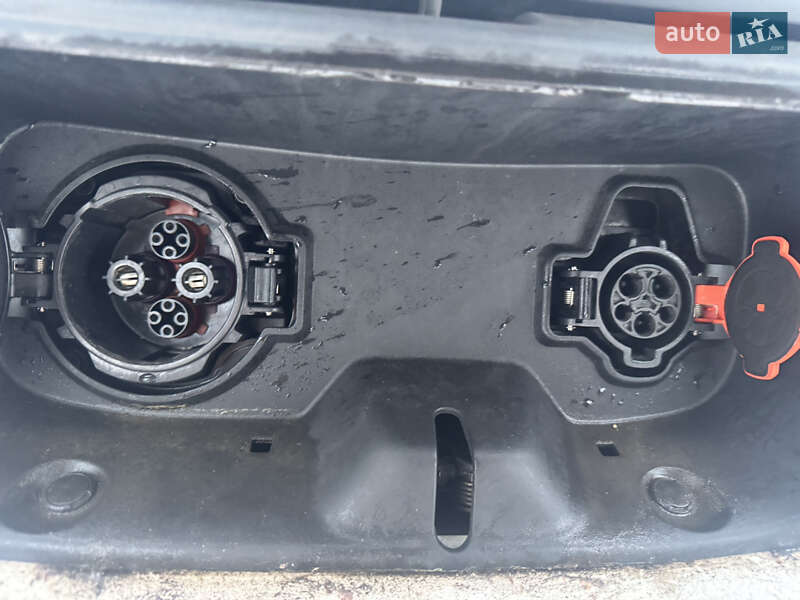 Грузовой фургон Nissan e-NV200 2019 в Киеве