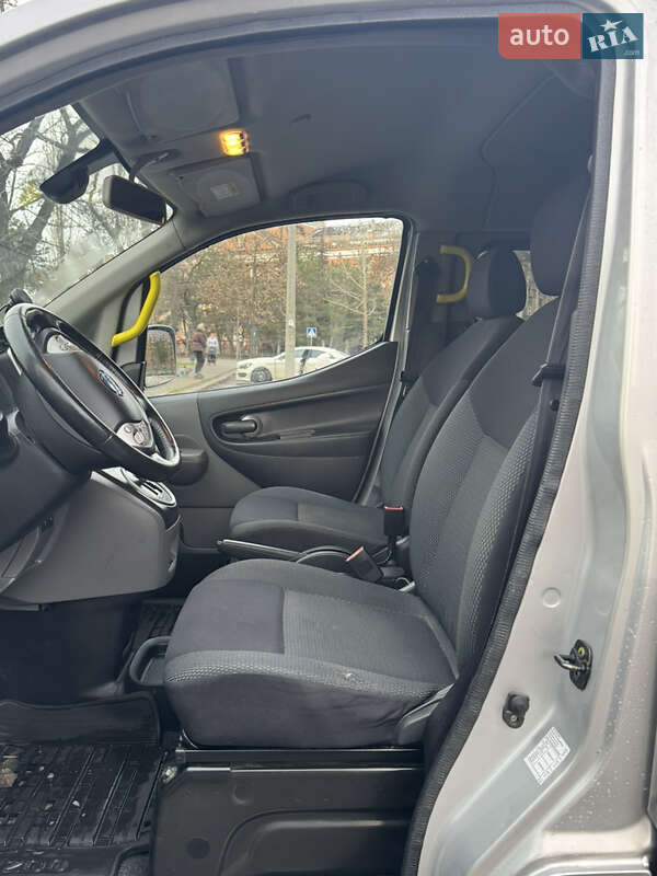 Мінівен Nissan e-NV200 2018 в Миколаєві фото 10 Мінівен Nissan e-NV200 2018 в Миколаєві