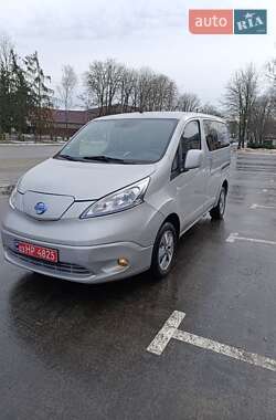 Мінівен Nissan e-NV200 2018 в Семенівці