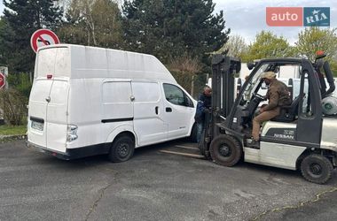 Грузовой фургон Nissan e-NV200 2019 в Житомире