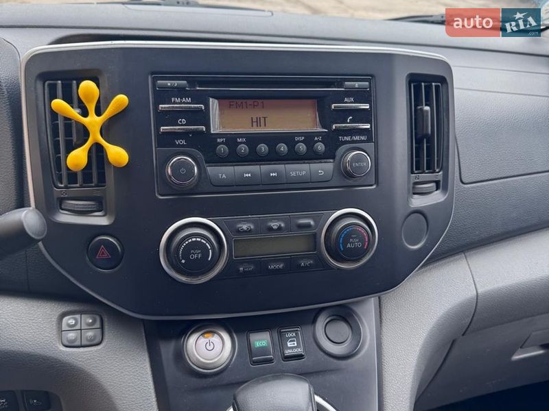 Грузовой фургон Nissan e-NV200 2019 в Житомире