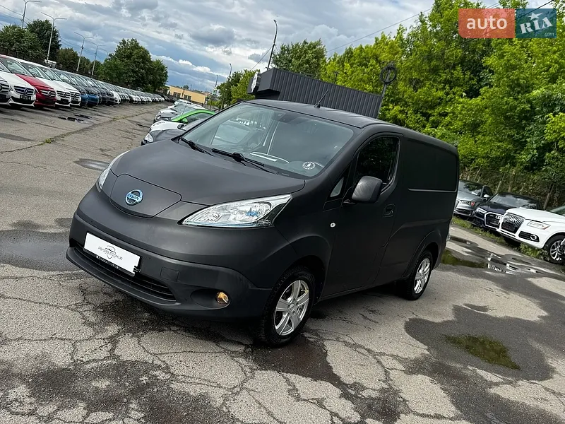 Nissan e-NV200