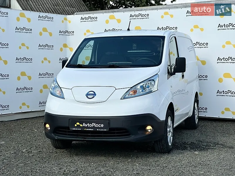 Nissan e-NV200