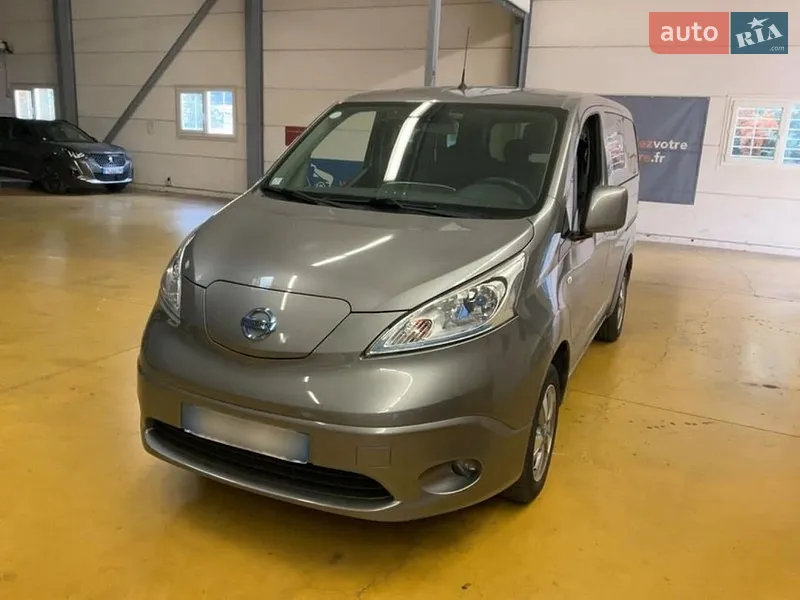 Nissan e-NV200 2020