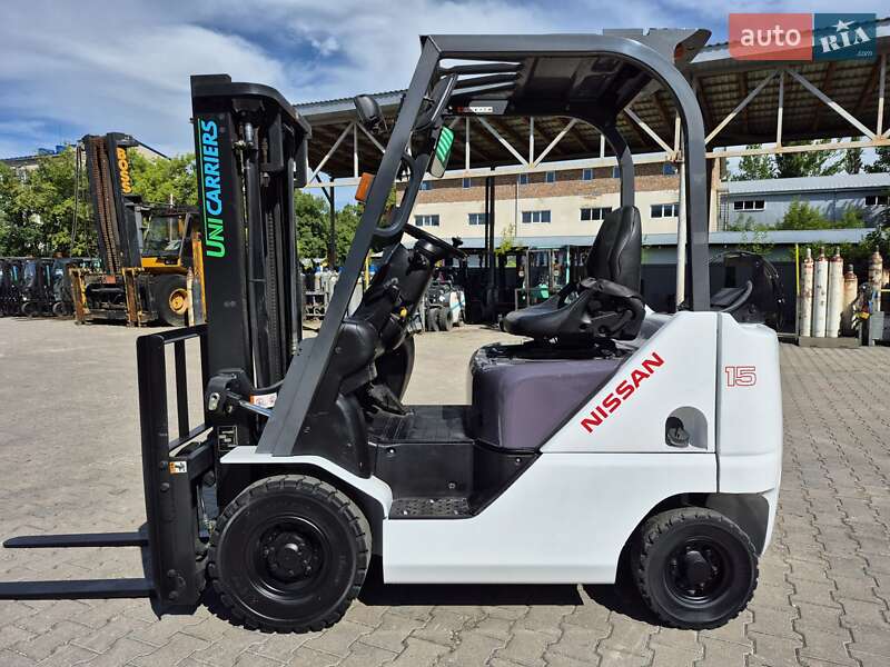 Nissan FG 2016