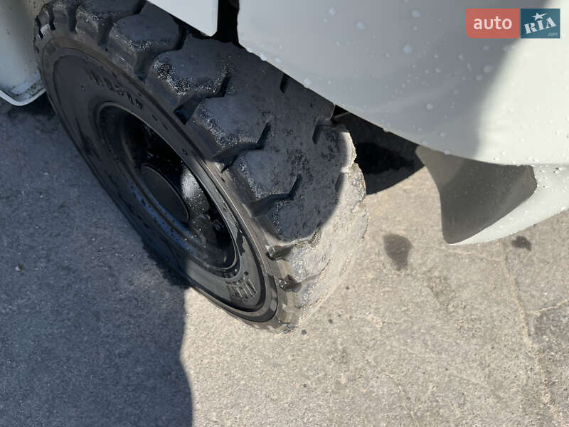 Вилочный погрузчик Nissan FG 2020 в Одессе