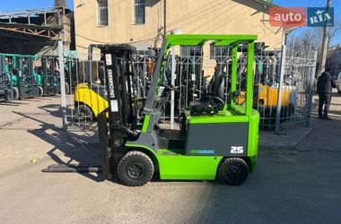 Вилочный погрузчик Nissan FG 2017 в Одессе