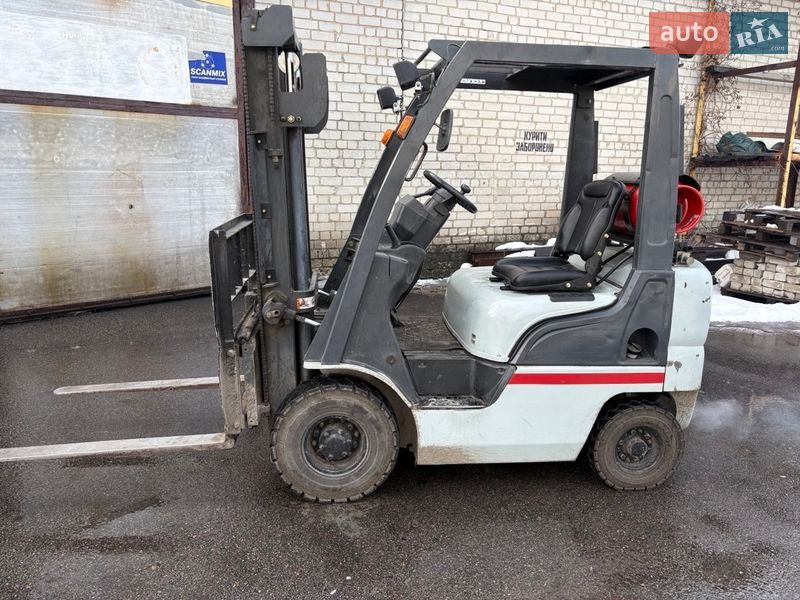 Вилочный погрузчик Nissan FG 2004 в Черкассах