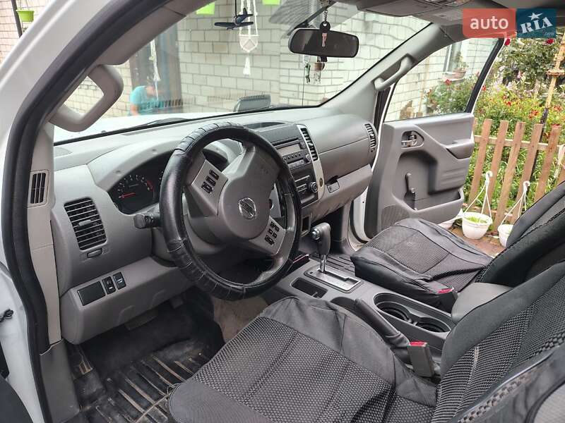 Пікап Nissan Frontier 2016 в Вінниці