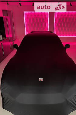 Купе Nissan GT-R 2017 в 