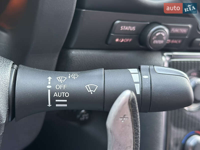 Купе Nissan GT-R 2013 в Києві