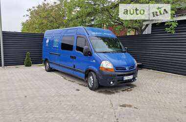 Грузопассажирский фургон Nissan Interstar 2004 в Ивано-Франковске