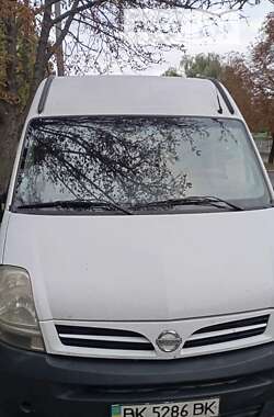 Вантажний фургон Nissan Interstar 2008 в Рівному