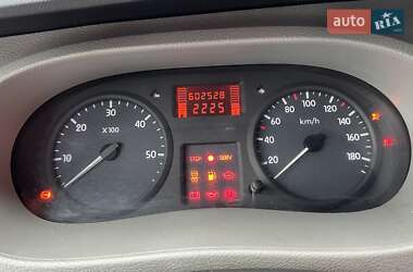 Інші вантажівки Nissan Interstar 2004 в 