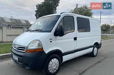 Вантажопасажирський фургон Nissan Interstar 2004 в Миколаєві