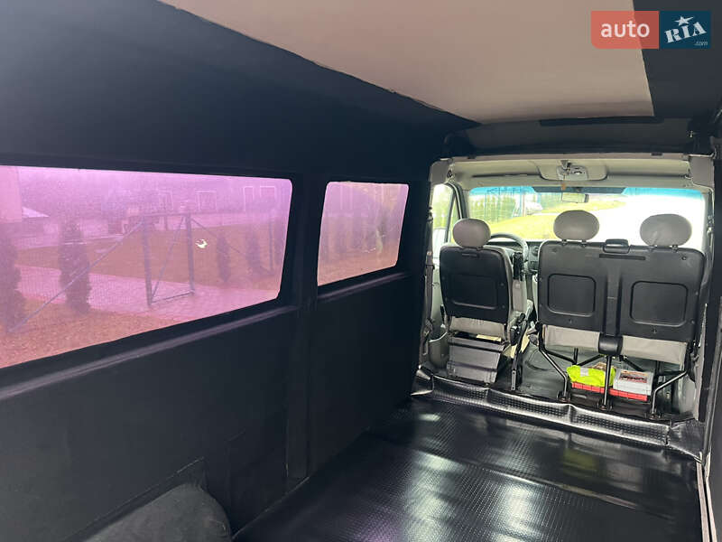 Мікроавтобус Nissan Interstar 2006 в Кременці
