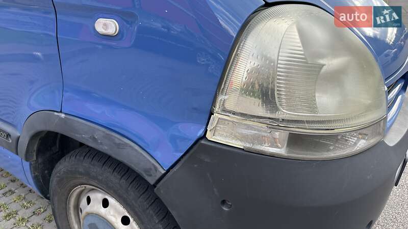 Грузовой фургон Nissan Interstar 2004 в Киеве