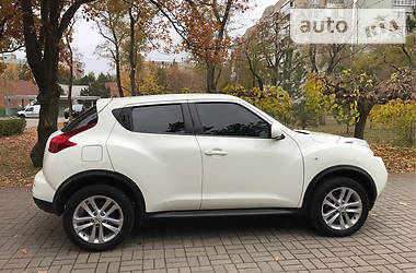 Внедорожник / Кроссовер Nissan Juke 2014 в Запорожье