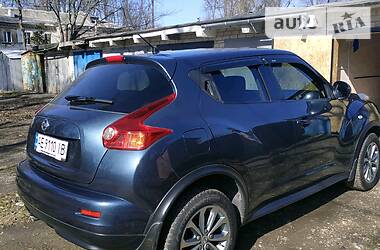 Позашляховик / Кросовер Nissan Juke 2012 в 