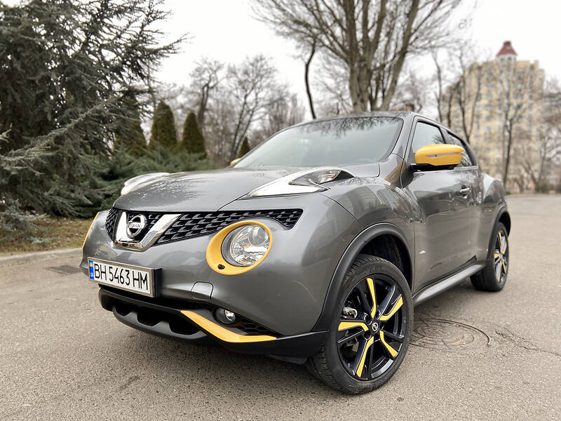 Позашляховик / Кросовер Nissan Juke 2017 в 