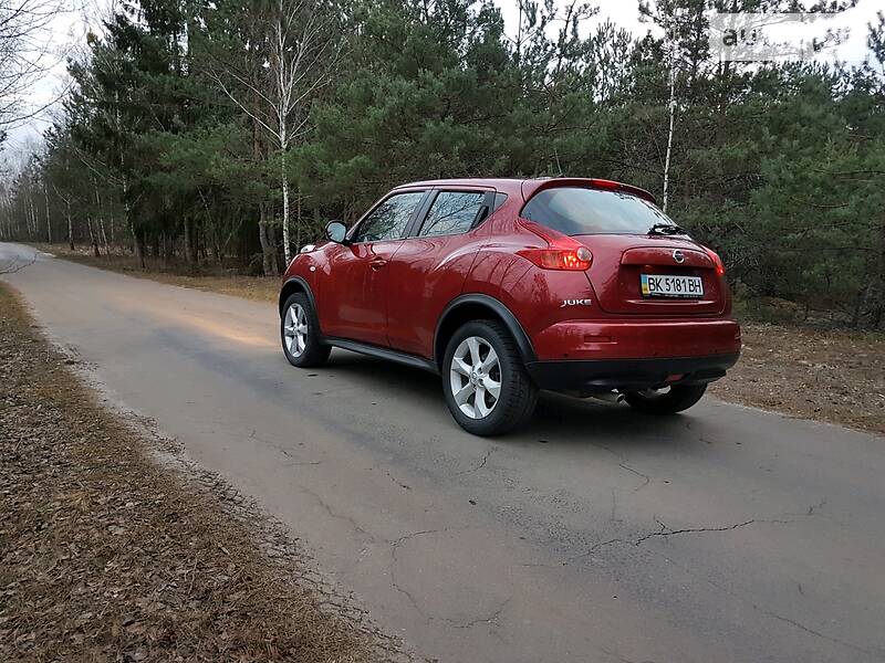 Позашляховик / Кросовер Nissan Juke 2012 в Березному