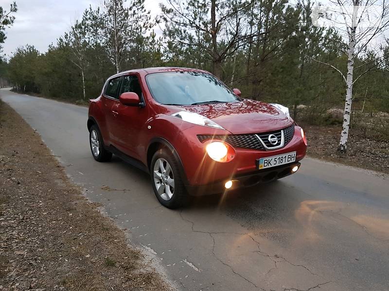 Позашляховик / Кросовер Nissan Juke 2012 в Березному