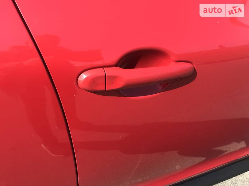 Позашляховик / Кросовер Nissan Juke 2018 в Києві