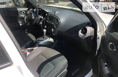 Позашляховик / Кросовер Nissan Juke 2012 в 